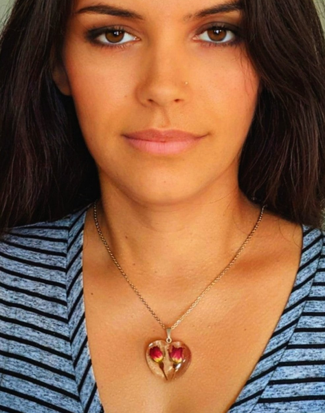 Inseparable Love: Handmade double rose bud pendant chain necklace
