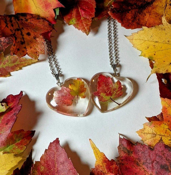 Autumn's Allure: Fall foilage leaf handmade pendant chain necklace - Nature's Lure