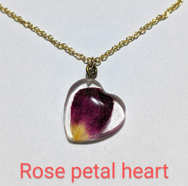 Pure Simplicity: Minimal golden or silver colored chain handmade pendant necklace - Nature's Lure