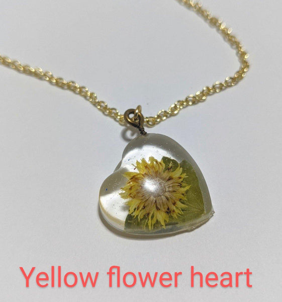 Pure Simplicity: Minimal golden or silver colored chain handmade pendant necklace - Nature's Lure