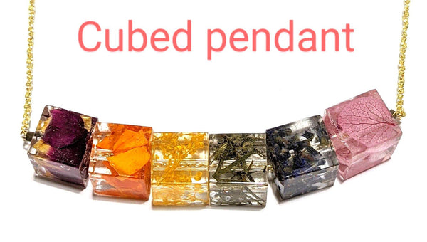 Nature's Colors: Handmade real flower rainbow pendant chain necklace - Nature's Lure