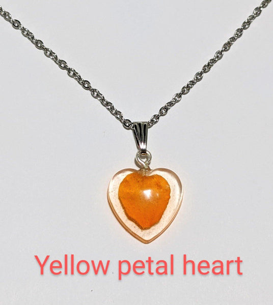Pure Simplicity: Minimal golden or silver colored chain handmade pendant necklace - Nature's Lure