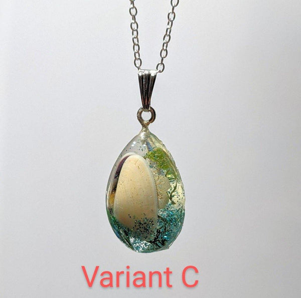 Beach Love: Handmade flower and shell pendant sterling silver necklace - Nature's Lure