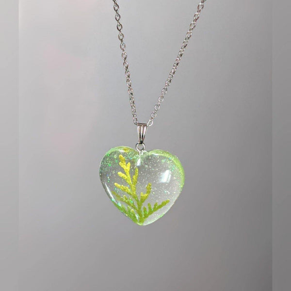 Holiday Joy: Holiday themed pendant chain necklace - Nature's Lure