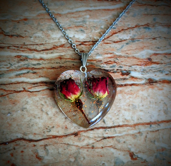 Inseparable Love: Handmade double rose bud pendant chain necklace