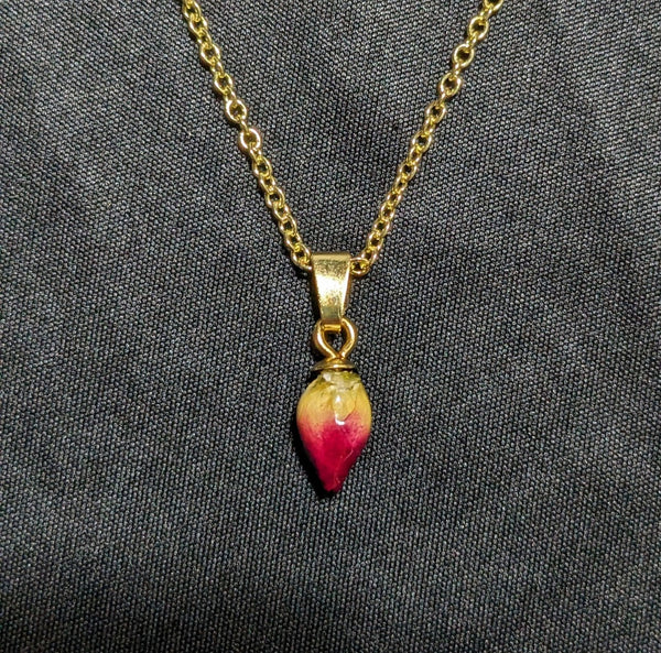 Budding Love: Real rose bud pendant chain necklace