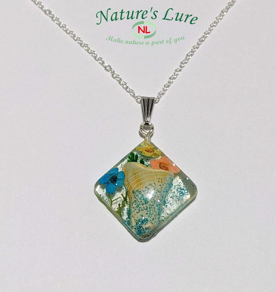Beach Love: Handmade flower and shell pendant sterling silver necklace - Nature's Lure