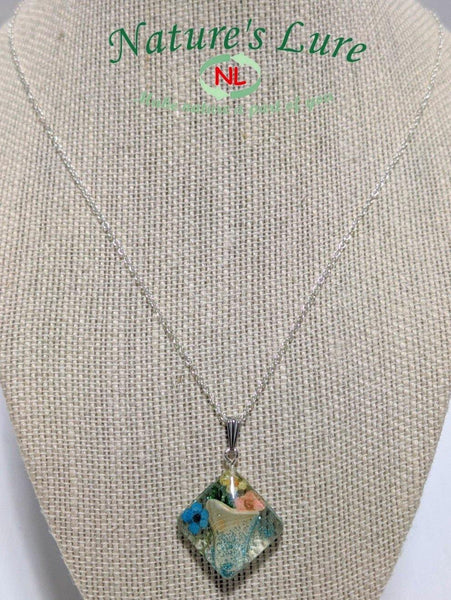 Beach Love: Handmade flower and shell pendant sterling silver necklace - Nature's Lure