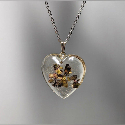 Durable Heart: Golden chain necklace with handmade heart shaped leaf pendent - Nature's Lure
