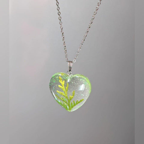Holiday Joy: Holiday themed pendant chain necklace - Nature's Lure