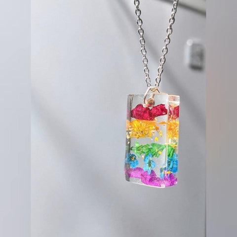 Colorful Charm: Flower and leaf natural rainbow block pendant chain necklace - Nature's Lure